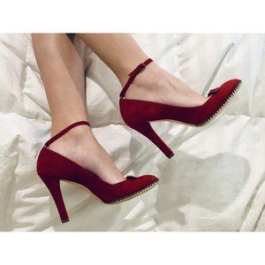 Marc Jacobs Suede Tomato Heels